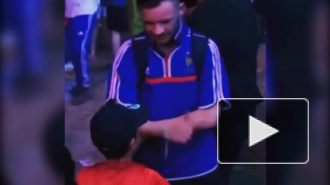  Малыш из Португалии поддержал плачущего французского фаната