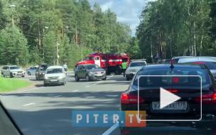 На Приморском шоссе в Зеленогорске столкнулись ВАЗ 2115 и "Мерседес"