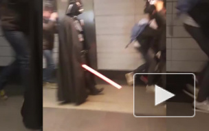 В московское метро спустился Дарт Вейдер: фото и видео