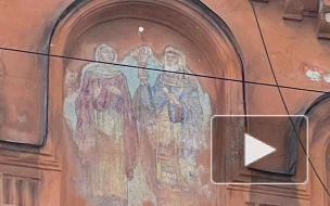 На Васильевском острове под слоем краски нашли старинную икону святых Захарии и Елизаветы