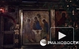 Икону "Троица" установили в Троицком соборе на ее историческом месте