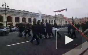 Видео: как проходили задержания 5 мая в Петербурге