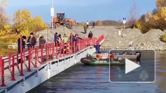 В Красноярском крае грузовик ушел под воду