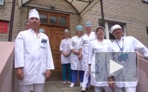 Первых добровольцев, на которых испытали вакцину от CoViD-19, выписали из больницы