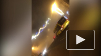 Водители: на Московском проспекте прорвало трубопровод