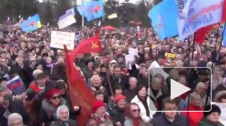 Новости Украины: участники митингов в Одессе метали друг в друга яйца