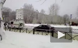 Неизвестные с ножами ворвались в школу №127 в Перми: 12 человек пострадали