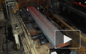  На Кронштадтском заводе на 53-летнего мужчину упал лист металла, он в реанимации