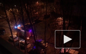 Жители дома на Суздальском проспекте не выспались из-за коммунальной аварии