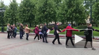 Видео: Москвичи вышли на стихийный митинг против реновации