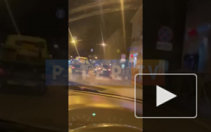 Видео: на улице Савушкина ограбили банк "Восточный", на месте полиция