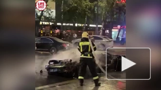 В центре Москвы полностью сгорел Ferrari