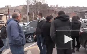 Сторонники оппозиции в центре Еревана перекрыли несколько улиц