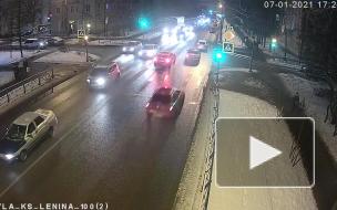 Виновник аварии в Красном Селе сбежал с места происшествия