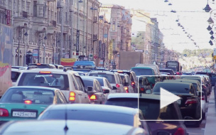 Пробок на дорогах Петербурга в октябре станет еще больше