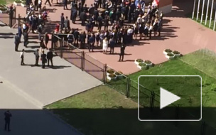 Очевидцы: Китайская делегация заблокировала подъезды к кварталу "Балтийская Жемчужина" 