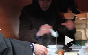 Петербургские благотворители готовят бездомных к зиме