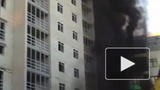 В Петербурге горевший телевизор ранним утром погнал людей по лестнице