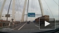 Видео: на Вантовом мосту лесовоз потерял колесо от ...