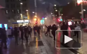 В Монреале полиция применила слезоточивый газ для разгона протестующих