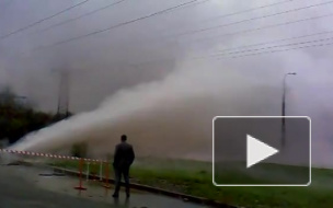 На Ольги Форш у детского сада прорвало трубу