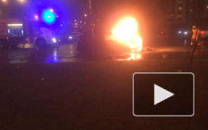 На Богатырском проспекте иномарка загорелась после ДТП