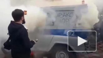 Противники Авакова сожгли возле Рады старый милицейский УАЗ