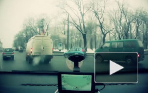 На Васильевском острове выясняется причина столкновения четырех автомобилей