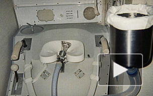 Космонавты рассказали правду об орбитальном туалете