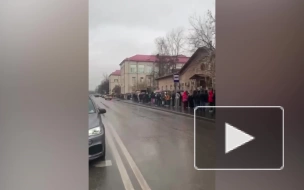 В Москве люди массово сдают кровь для пострадавших при теракте в "Крокусе"