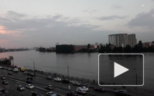 Молодой мужчина нырнул за сумочкой незнакомки и утонул