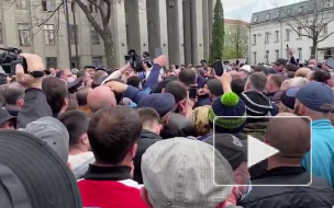 Суд арестовал призывавшего к акциям во Владикавказе оперного певца Чельдиева