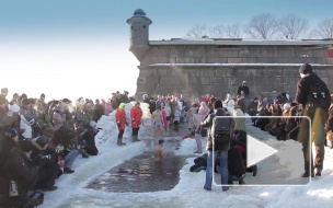 Стало известно, где и когда купаться на Крещение в Спб в 2015 году. В городе организовали 22 иордани