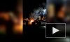 Видео: ночью в Ломоносове на парковке загорелся автомобиль