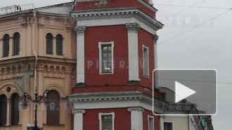 Часы на Думской башне в Петербурге остановились