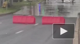 Движение по полосе Лиговского проспекта закрывали из-за потопа