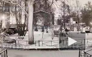 Неизвестный ограбил женщину на Школьной улице