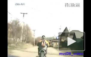 GTA по-Иркутски: Пьяный мужчина удирал на мопеде от полиции и кидался бензопилой