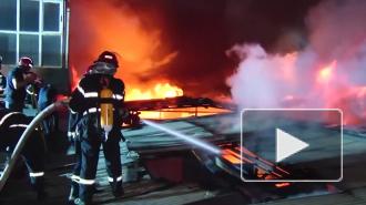 В Тбилиси пожар на рынке охватил около четырех тысяч "квадратов"