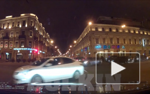 Автоледи и Porsche.