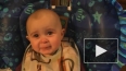 Видео младенца, со слезами слушающего пение, стало ...