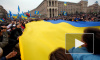 Протестующие в Киеве не покинули Майдан Незалежности и строят баррикады