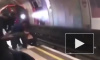 "За секунду до": В сети опубликовано видео чудесного спасения перед поездом метро