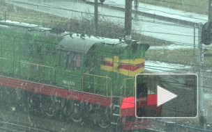 Появилось видео аномального апрельского снега в Петербурге