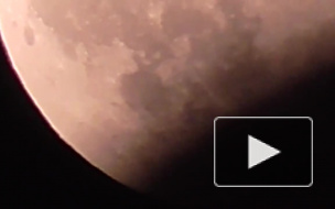 Пользователи YouTube опубликовали видео Кровавой Луны