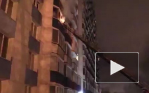 Видео из Новосибирска: сильный пожар унес жизни 2 человек