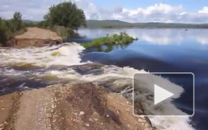 Амур стремительно прибывает, заливая Комсомольск