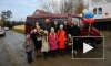 Многодетная семья из Вырицы получила в подарок микроавтобус