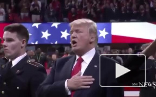 Появилось видео, как Трамп забыл слова гимна США 