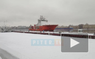 Ледокол "Андрей Вилькицкий" пришвартовался у Английской набережной